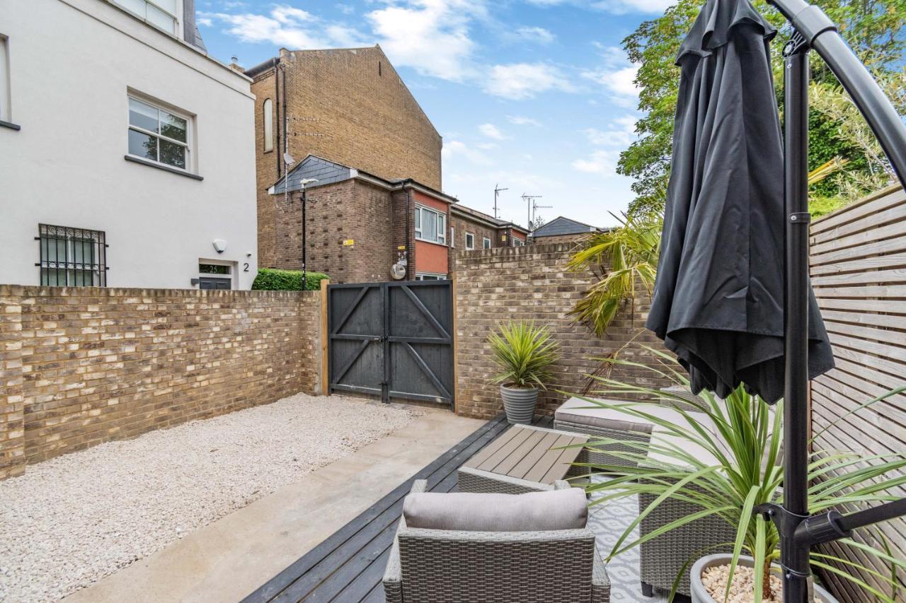 Modern Garden Flat With Private Parking Apartment London Luaran gambar